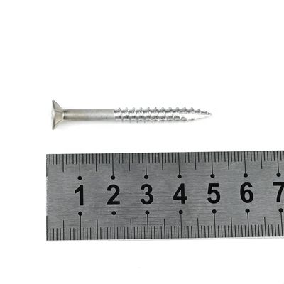 木製の天井の隔壁の設置 オバルヘッド 316 と 304 ステンレス鋼デッキスクリュー