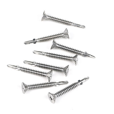 スタッドレスタイヤ フラットヘッド 自律ドリリングスクリュー 翼 4.5x37mm と ラスペルト仕上げ